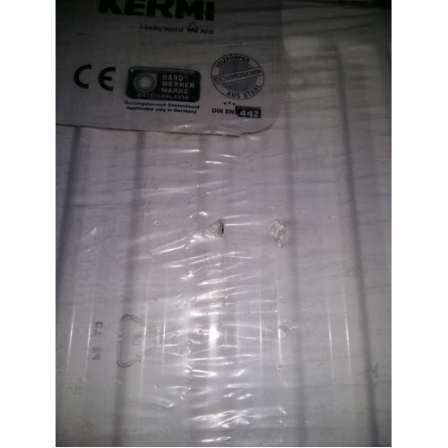 VÝPREDAJ Kermi Therm X2 Profil-Kompakt panelový radiátor 22 400 / 600, poškriabaná